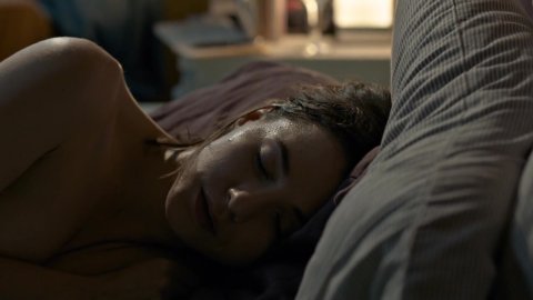 Charlie Murphy - Nude & Naked Sex Porn Videos in The Foreigner (2017)