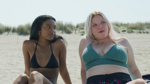 Jordan Kristine Seamon, Beatrice Barichella, Francesca Scorsese - Nude & Naked Sex Porn Videos in We Are Who We Are s01e02 (2020)