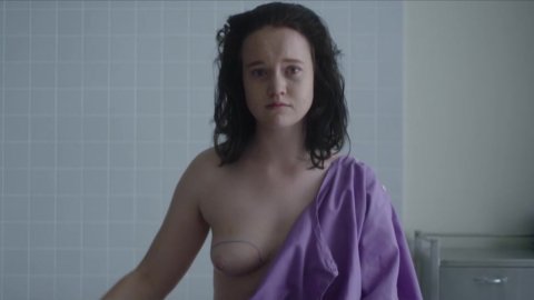 Liv Hewson - Nude & Naked Sex Porn Videos in Homecoming Queens s01e02 (2018)