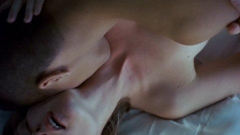 Kirsten Dunst - Nude & Naked Sex Porn Videos in Crazy/Beautiful (2001)