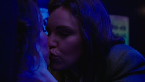 Jennifer Grey, Beth Stelling - Nude & Naked Sex Porn Videos in Red Oaks s02e06 (2016)