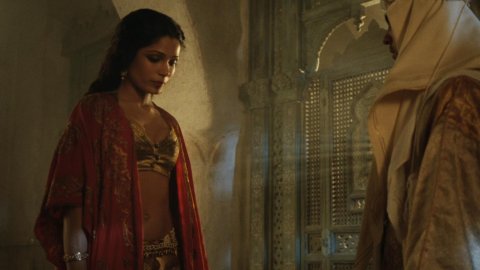 Freida Pinto - Nude & Naked Sex Porn Videos in Black Gold (2011)