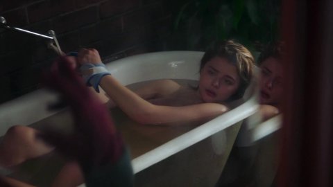 Chloe Grace Moretz - Nude & Naked Sex Porn Videos in Greta (2018)