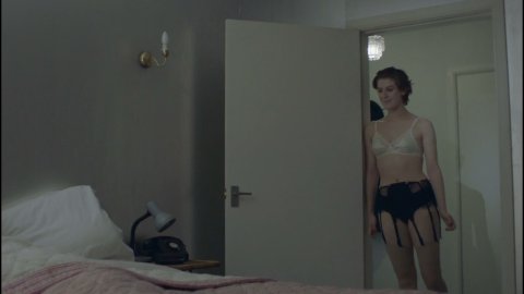 Honor Swinton Byrne - Nude & Naked Sex Porn Videos in The Souvenir (2019)