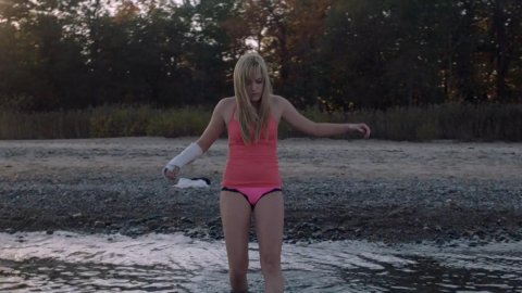 Maika Monroe - Nude & Naked Sex Porn Videos in It Follows (2014)