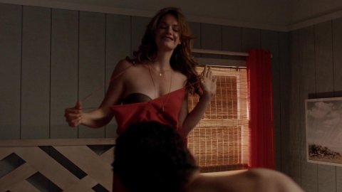 Ruth Wilson, Julia Goldani Telles - Nude & Naked Sex Porn Videos in The Affair s01e06 (2014)