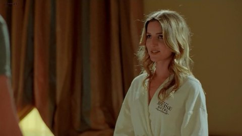 Annabelle Wallis - Nude & Naked Sex Porn Videos in Strike Back s02e09 (2011)