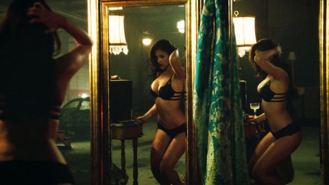 Eiza Gonzalez - Nude & Naked Sex Porn Videos in From Dusk Till Dawn: The Series s02e01 (2015)