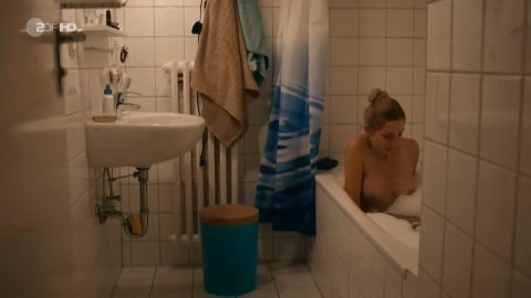 Annika Blendl - Nude & Naked Sex Porn Videos in Kommissarin Heller s01e02 (2014)